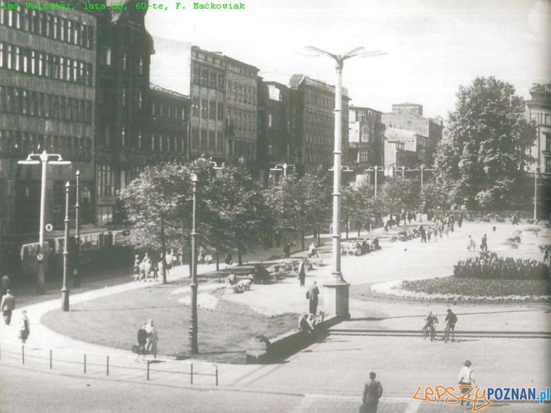 Plac Wolności, lata 60 Foto: F Maćkowiak, MKZ, Projekt Centrum